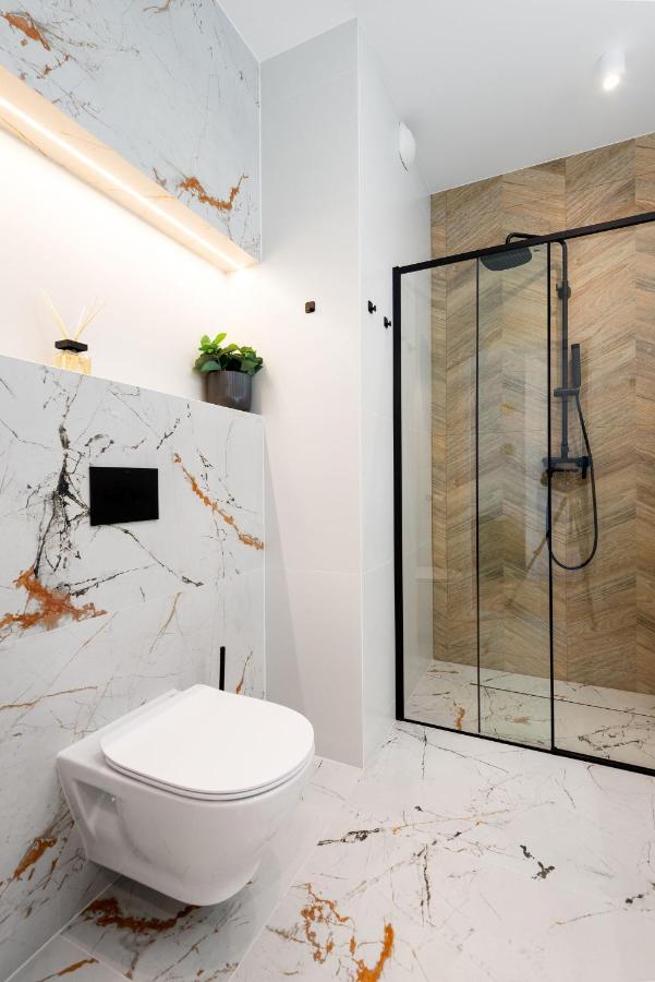 Kairos Apartments - Tower Premium - Silownia, Sauna, Scisle Centrum คาโตวีตเซ ภายนอก รูปภาพ